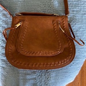 Medium crossbody bag.